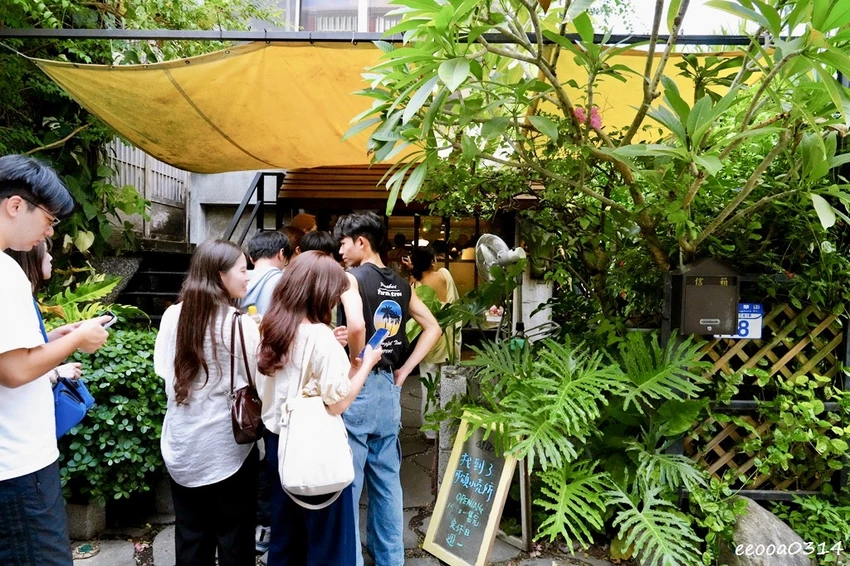 花蓮巷弄人氣甜點|找到了可頌小売所,每日限量排隊美食,超隱密 花蓮巷弄人氣甜點|找到了可頌小売所,每日限量排隊美食,超隱密