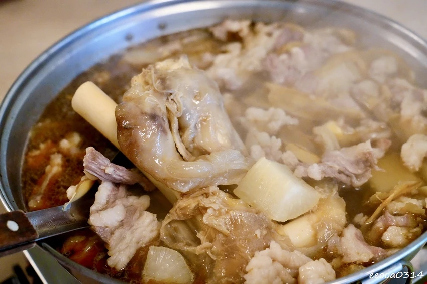 日日興現宰羊肉爐|雲林大埤溫體羊肉新鮮現宰、湯頭濃郁不腥,附 日日興現宰羊肉爐|雲林大埤溫體羊肉新鮮現宰、湯頭濃郁不腥,附