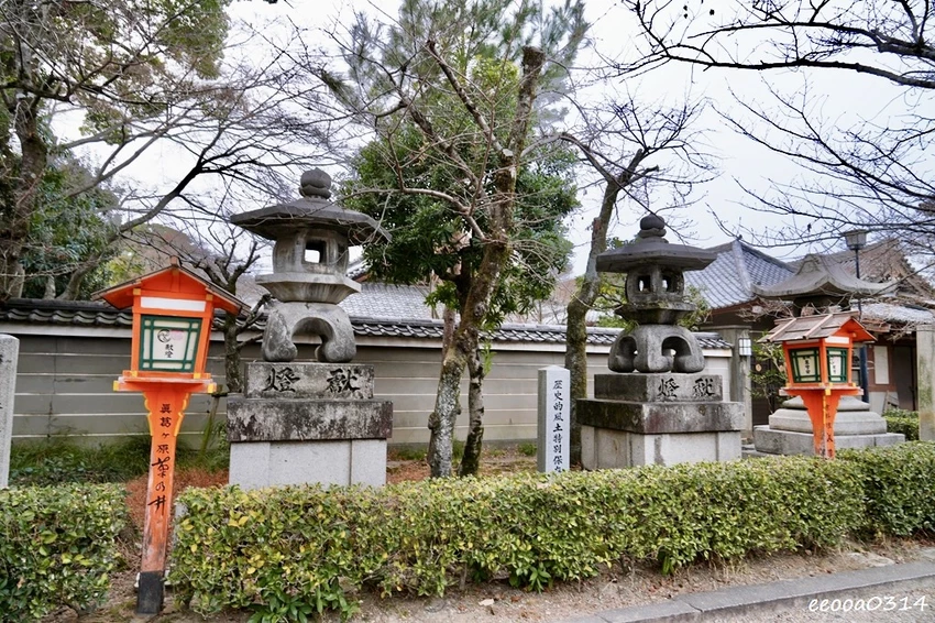 京都祇園半日散策｜高台寺、八坂神社必訪，入夜後點燈超美、攤販