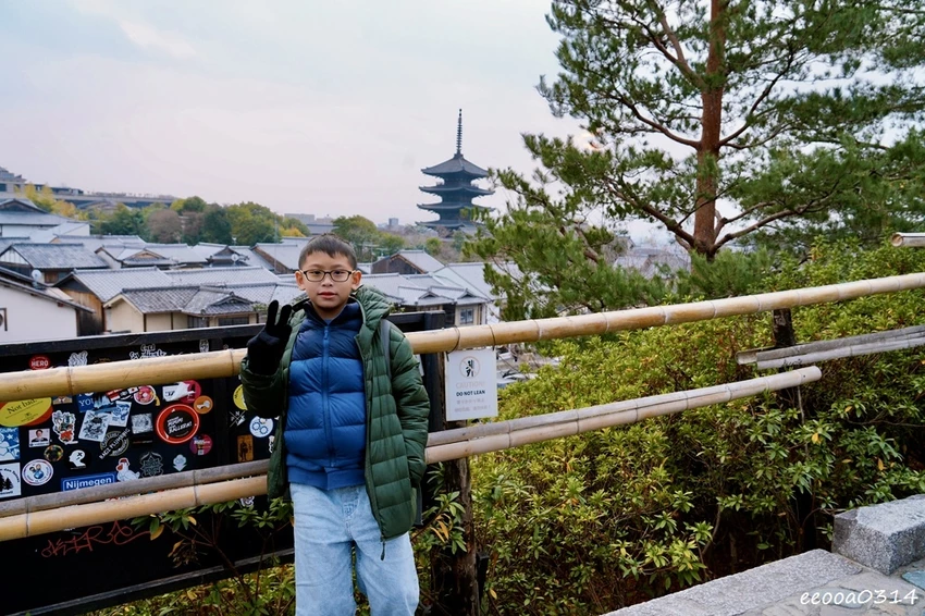 京都祇園半日散策｜高台寺、八坂神社必訪，入夜後點燈超美、攤販