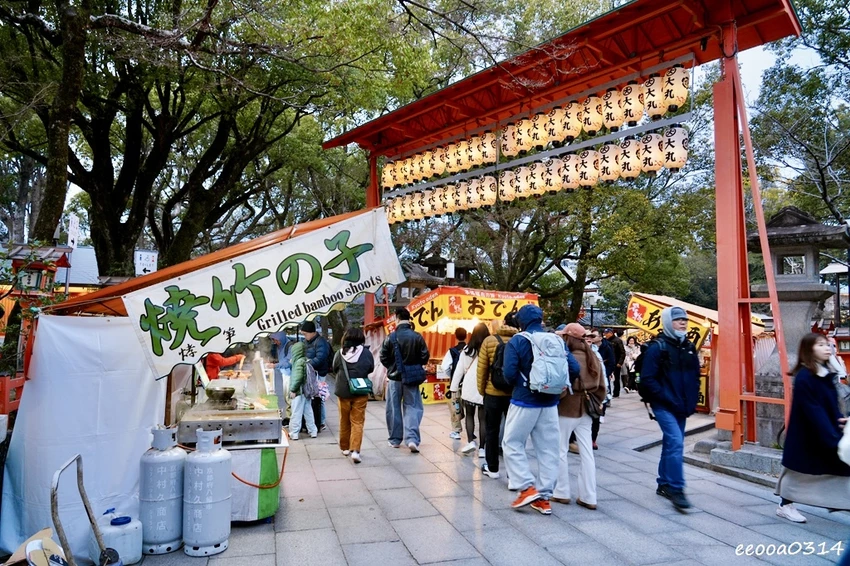 京都祇園半日散策｜高台寺、八坂神社必訪，入夜後點燈超美、攤販