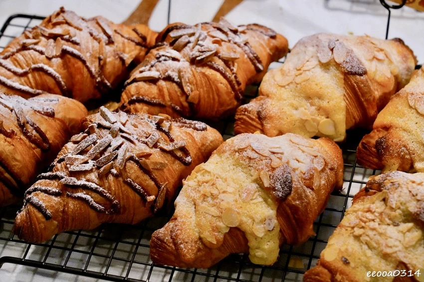 花蓮巷弄人氣甜點|找到了可頌小売所,每日限量排隊美食,超隱密 花蓮巷弄人氣甜點|找到了可頌小売所,每日限量排隊美食,超隱密