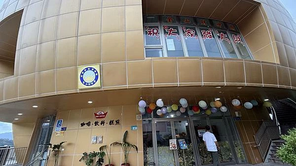 IMG_0985 (2).jpg IMG_0985 (2).jpg