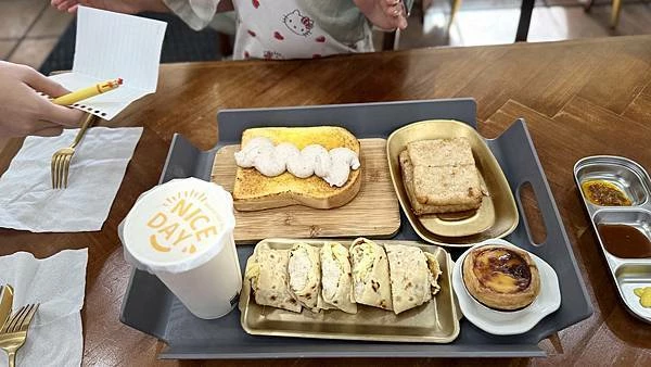 IMG_0715 (1).jpg IMG_0715 (1).jpg