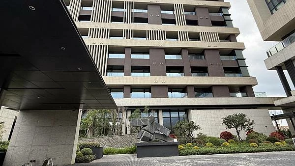 IMG_1025 (2).jpg IMG_1025 (2).jpg