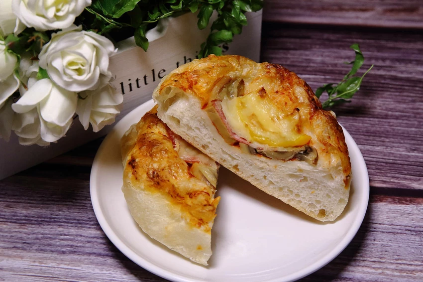 【中永和麵包店推薦】塔吉節慶蛋糕_中和華新店，在地人超推薦，