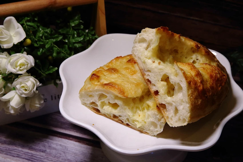 【中永和麵包店推薦】塔吉節慶蛋糕_中和華新店，在地人超推薦，