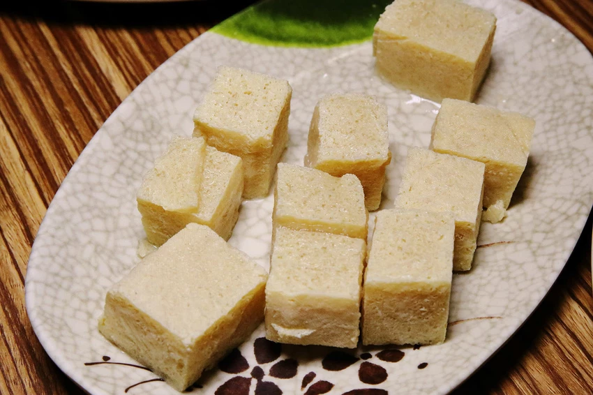 蘆洲必吃羊肉爐高CP值首選！名羊天下羊肉爐-蘆洲三民店，湯頭