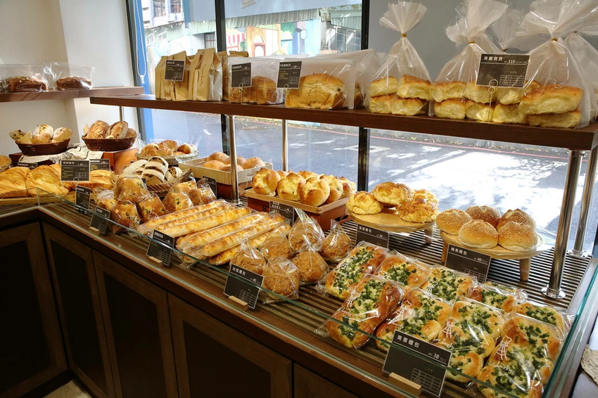 【中永和麵包店推薦】塔吉節慶蛋糕_中和華新店，在地人超推薦，