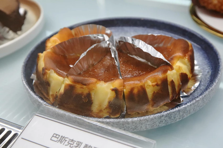 【中永和麵包店推薦】塔吉節慶蛋糕_中和華新店，在地人超推薦，
