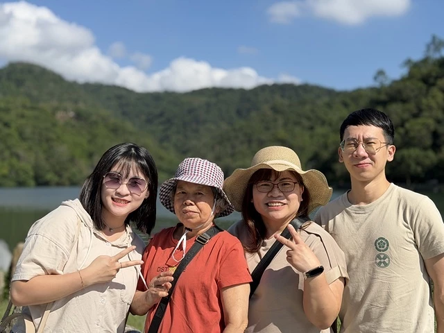 2025宜蘭龍潭湖的湖畔風光，礁溪漁田村品嚐家常料理餐館，湯