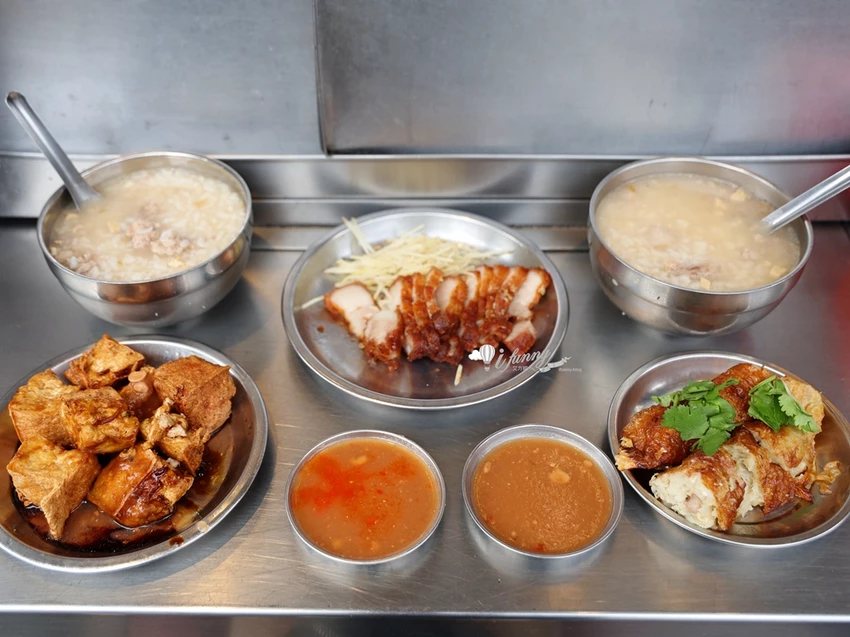 台北三大鹹粥味有招,汀州路老店新風貌,必點酥皮紅燒肉與現包雞卷。