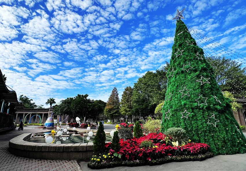 2025公館聖誕季登場！「史努比」和「糊塗塌客」驚喜現身自來