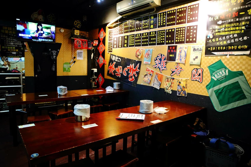 文山區居酒屋推薦！雞老闆桶仔雞-萬隆店，大口吃烤雞+KTV歡