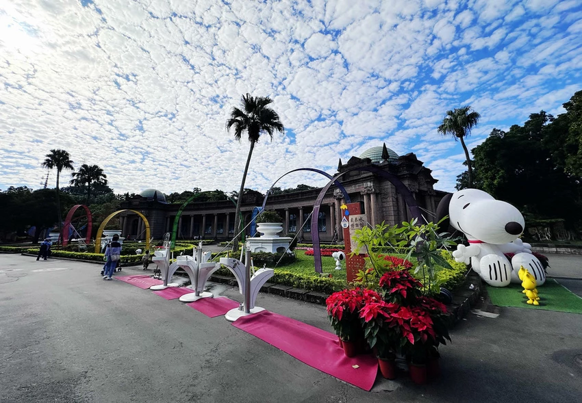 2025公館聖誕季登場！「史努比」和「糊塗塌客」驚喜現身自來