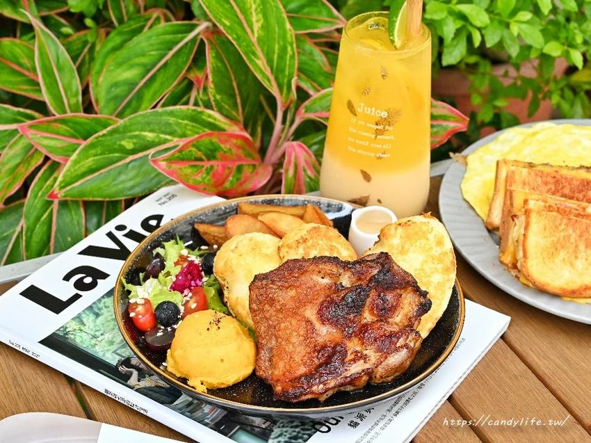 阿飛Brunch|台中火車站旁巷弄裡的森林系早午餐,新菜單迷迭雞限量登場 - 糖糖's 享食生活