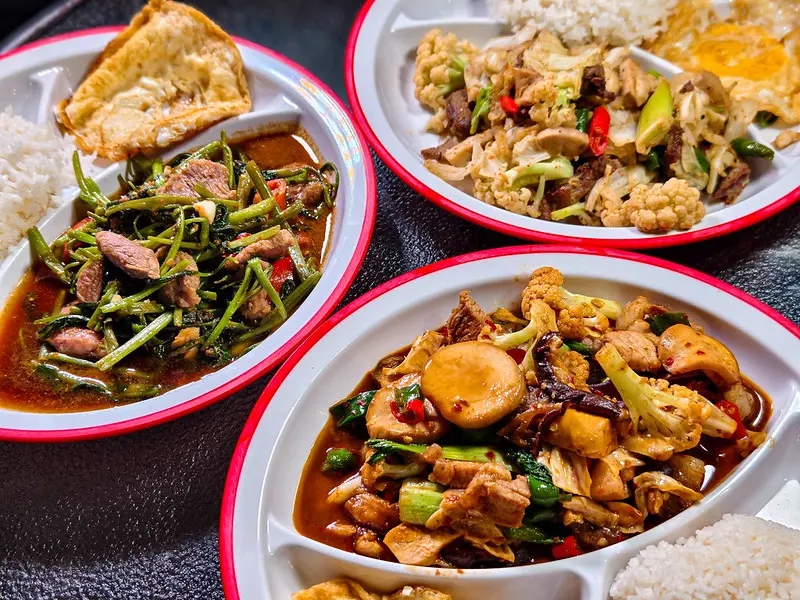 台大公館120元佛心簡餐!17食堂免費加飯,必吃湖南農家小炒。