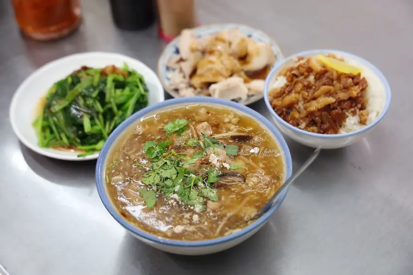 海山站50年老店！巧得試北港焿，無裹粉溫體豬肉焿免費續湯。