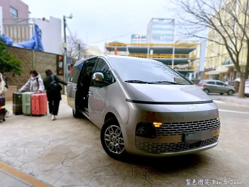 2026 韓國機場接送推薦！海邁旅遊包車仁川機場直達首爾市區，家庭旅遊、紅眼航班行李免愁。