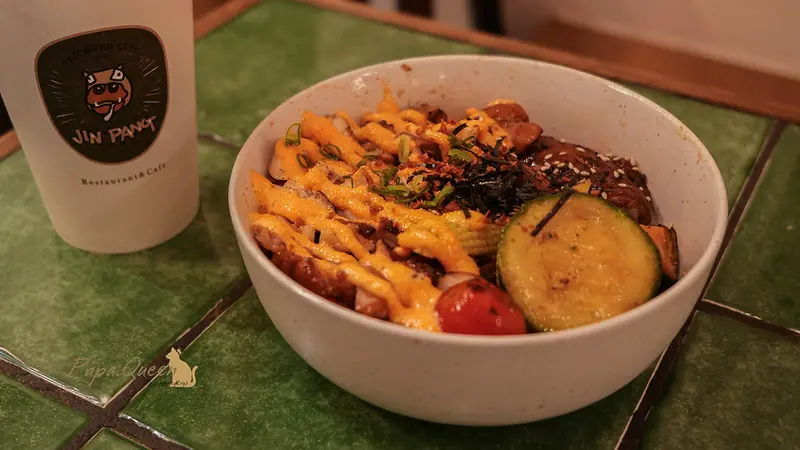 大啖明太子叉燒雞與梅燒炸雞！台中北屯金香，復古老宅品真香。