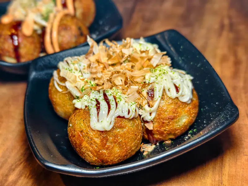 台北中山區條通商圈銀角酒場！正宗築地銀だこ章魚燒，下班微醺好去處。