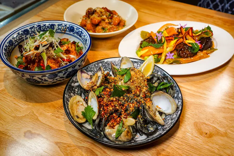 松江南京Pasta & Co.！手工生麵創意料理，約會聚餐都適合。