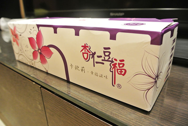 卡歐莉：*美食*試吃*卡歐莉-手工杏仁豆福*健康天然