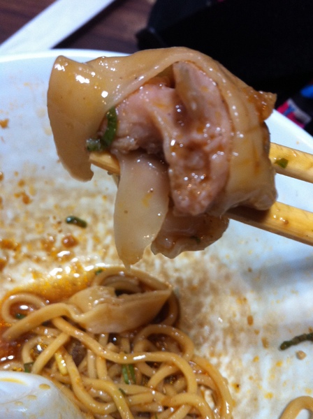 采岳軒 重慶抄手麵食(信義店)：辣的好嗨~~重口味~好吃的抄抄抄手!!!