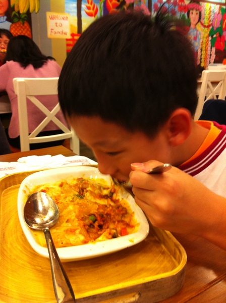 有哆創藝蔬食洋食館：我怕素食之吃吃看素食義大利麵@@