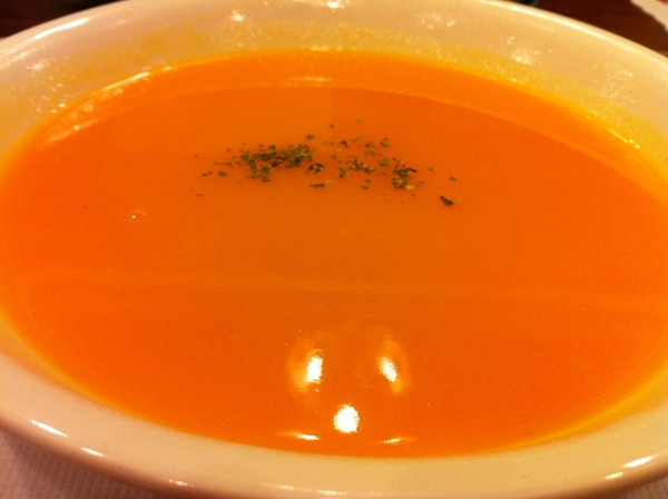 有哆創藝蔬食洋食館：我怕素食之吃吃看素食義大利麵@@