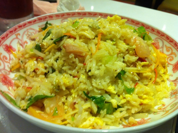 香港大排檔茶餐廳：不錯~也真的不一樣~~