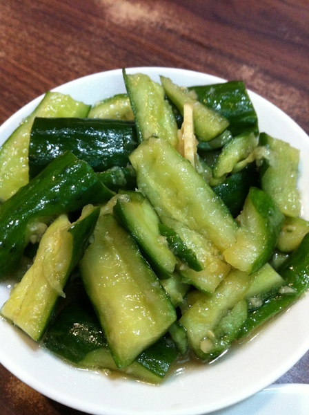 采岳軒 重慶抄手麵食(信義店)：辣的好嗨~~重口味~好吃的抄抄抄手!!!