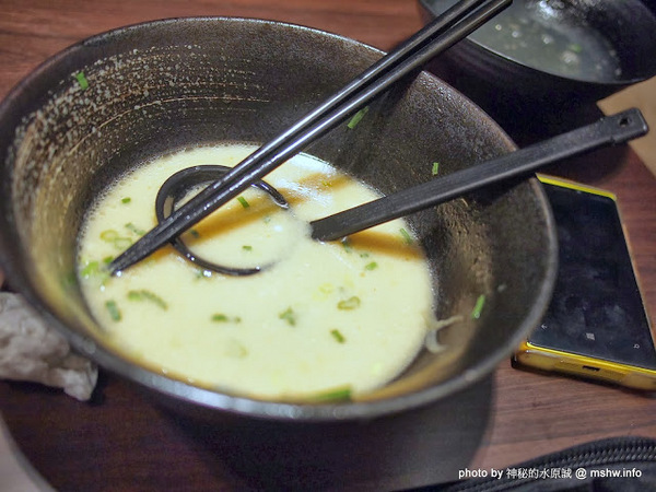 北海道新鮮生拉麵(台中大遠百)：【食記】台中西屯-北海道新鮮生拉麵-台中大遠百店 : 蛋黃偏酸之外都還算及格