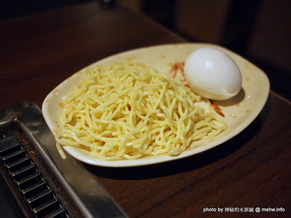 月島文字燒(台中店):【食記】味道一般,DIY免服務費的大阪燒物店 @ 台中西屯-逢甲夜市-月島文字燒-台中店