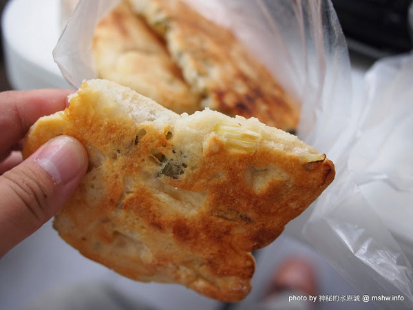 陸記燒餅：【食記】新竹東區-陸記燒餅 : 外酥內軟~口感十足!