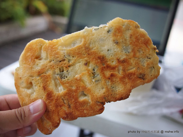 陸記燒餅：【食記】新竹東區-陸記燒餅 : 外酥內軟~口感十足!