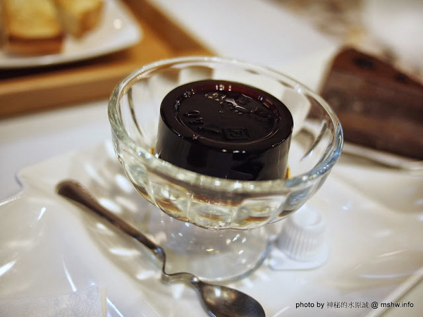 台灣惠蓀咖啡(華美館):【食記】【景點】台中西區-台灣惠蓀咖啡-華美館 : 新店的氣氛與空間都更好囉!還有親愛的偶像劇加持呢^^