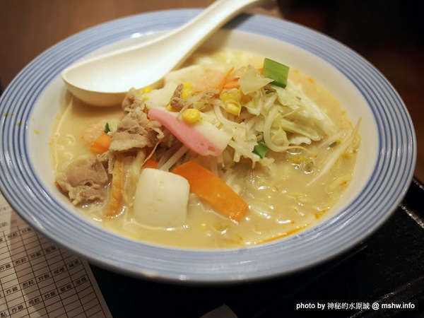 RingerHut長崎強棒麵(統一阪急店)：【食記】健康取向! 來自九州的蔬菜雜燴麵 @ 台北信義-Riger Hut長崎強棒麵-阪急店