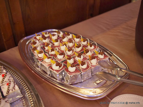 Yummy Cafe:【食記】鴨子湖畔聊爆肝 @ 新竹香山-中華大學-Yummy Cafe-兩講學堂