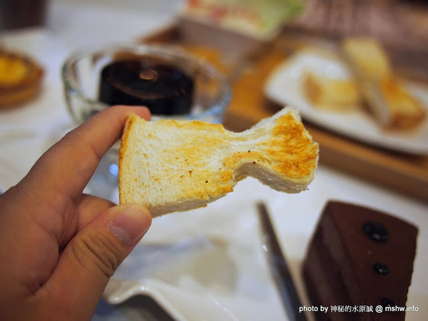 台灣惠蓀咖啡(華美館):【食記】【景點】台中西區-台灣惠蓀咖啡-華美館 : 新店的氣氛與空間都更好囉!還有親愛的偶像劇加持呢^^