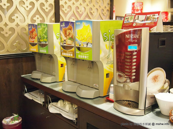 鍋神日式涮涮鍋(台中逢甲旗艦店):【食記】台中西屯-鍋神日式涮涮鍋(台中逢甲旗艦店)@逢甲夜市 : 一如故往的新鮮食材,CP值高的大甲鍋神平價火鍋