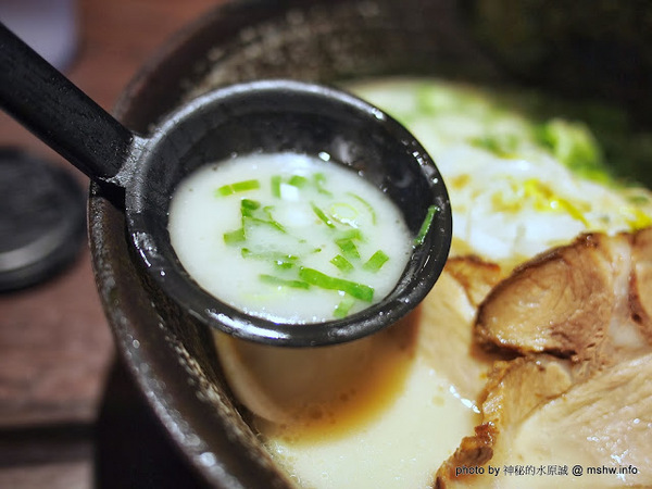 北海道新鮮生拉麵(台中大遠百)：【食記】台中西屯-北海道新鮮生拉麵-台中大遠百店 : 蛋黃偏酸之外都還算及格