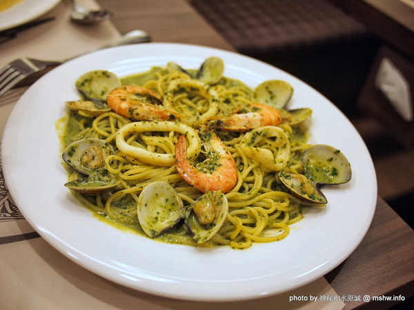 亞丁尼義式麵屋：【食記】台中西區-Yadingni Spaghetti house 亞丁尼義式麵屋 : 料多香濃又實在,CP值絕佳的好吃義大利麵!