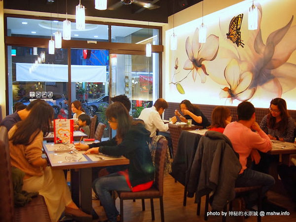 亞丁尼義式麵屋：【食記】台中西區-Yadingni Spaghetti house 亞丁尼義式麵屋 : 料多香濃又實在,CP值絕佳的好吃義大利麵!