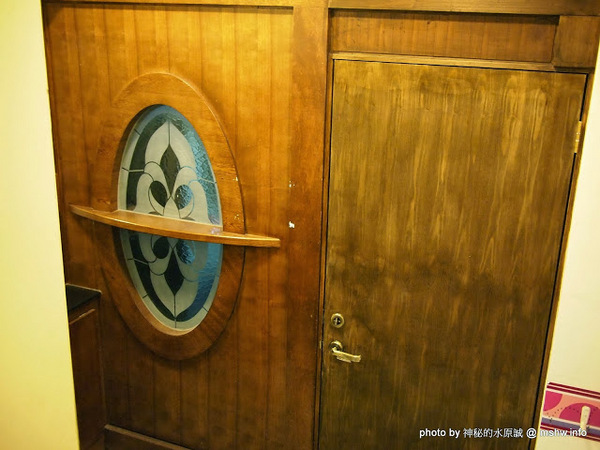 Yummy Cafe:【食記】鴨子湖畔聊爆肝 @ 新竹香山-中華大學-Yummy Cafe-兩講學堂