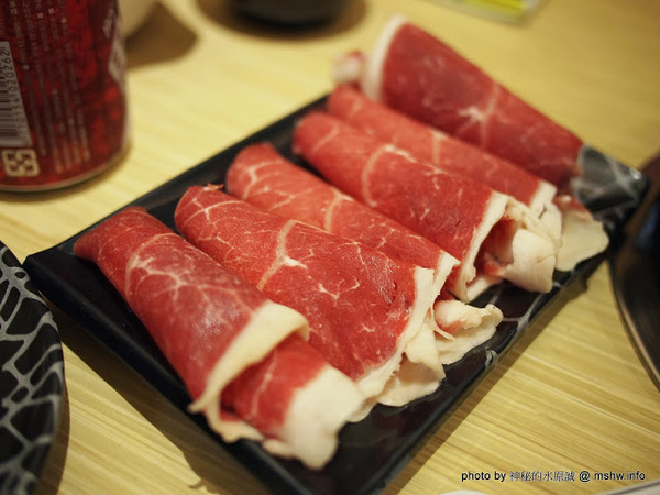 劉一鍋迷你火鍋：【食記】DIY的樂趣？重慶麻辣風的味味一品鍋 @ 台中西屯-劉一鍋台灣迷你石頭鍋