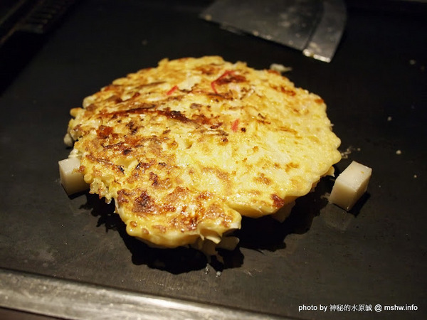 月島文字燒(台中店):【食記】味道一般,DIY免服務費的大阪燒物店 @ 台中西屯-逢甲夜市-月島文字燒-台中店