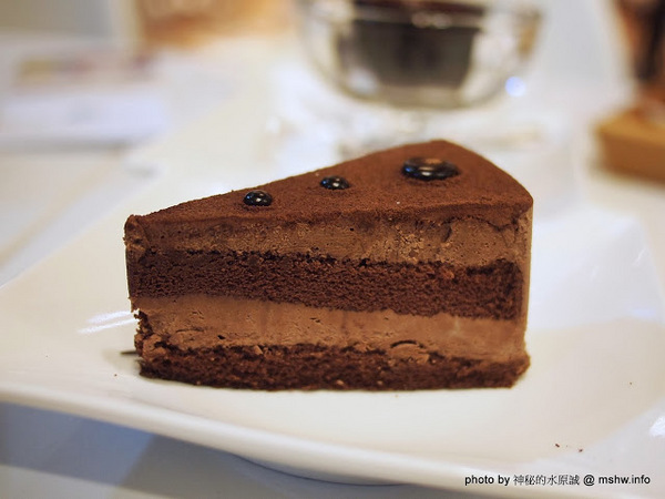 台灣惠蓀咖啡(華美館):【食記】【景點】台中西區-台灣惠蓀咖啡-華美館 : 新店的氣氛與空間都更好囉!還有親愛的偶像劇加持呢^^