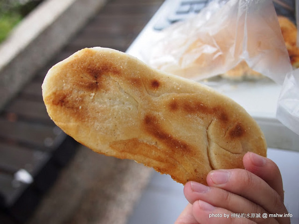 陸記燒餅：【食記】新竹東區-陸記燒餅 : 外酥內軟~口感十足!