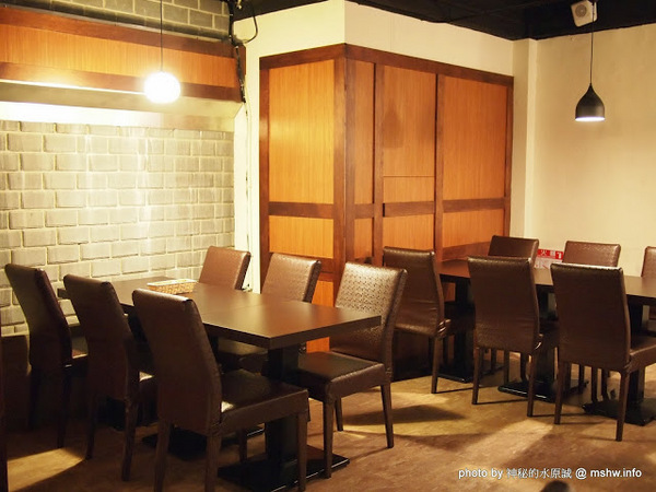 Tapa Loca義式主題餐廳:【食記】義大利麵還不錯吃,其他的就不敢說了 @ 台中西區-Tapa Loca Restaurant-帽子南義料理啤酒餐廳